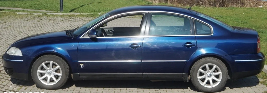 Volkswagen Passat cena 9000 przebieg: 240000, rok produkcji 2006 z Józefów małe 704